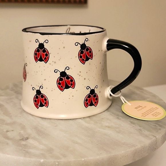 Global Design Bumblebee Mug - NEW - Picture 3 of 7